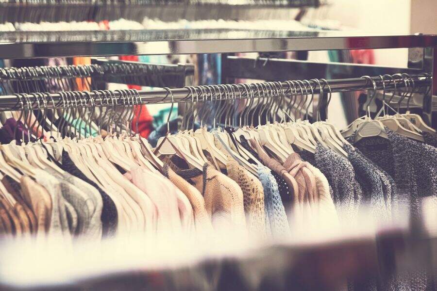 Controle de estoque para loja de roupas e loja de calçados
