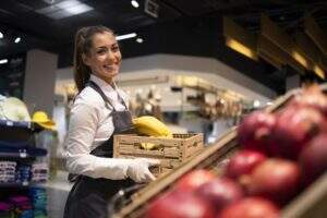 Como escolher a melhor distribuidora de alimentos para supermercado?